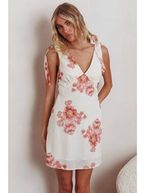 Bloom & Bow Floral Mini